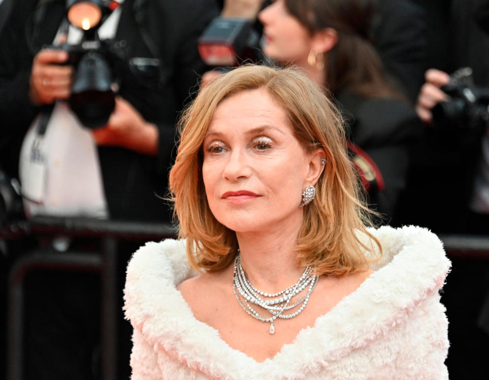 Le collier en cascade De Beers d’Isabelle Huppert