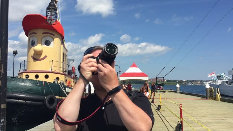 Striking Chronicle Herald photographer recovering from picket line stroke