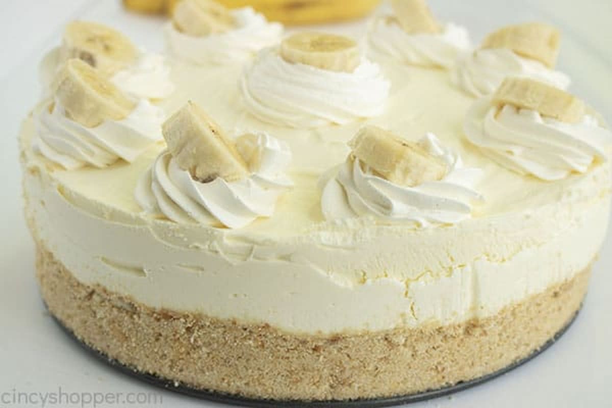 <p>Cincy Shopper</p><p>You’ll love the cookie crust with the creamy cheesecake, fresh bananas, banana pudding, and whipped topping.</p><p><strong>Get the recipe: </strong><a href="https://cincyshopper.com/banana-cream-cheesecake/" rel="nofollow noopener" target="_blank" data-ylk="slk:No-Bake Banana Cream Cheesecake;elm:context_link;itc:0;sec:content-canvas" class="link rapid-noclick-resp"><strong>No-Bake Banana Cream Cheesecake</strong></a></p>