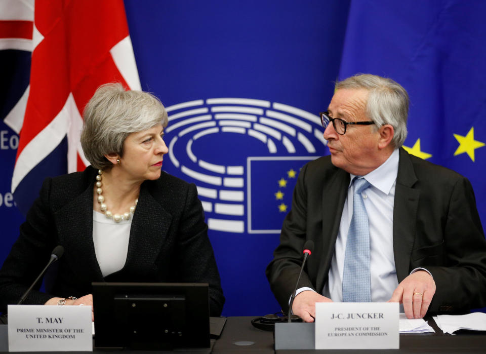 UK Prime Minister Theresa May and European Commission President Jean-Claude Juncker have failed to sell their Brexit deal to British members of parliament. Photo: Vincent Kessler/Reuters