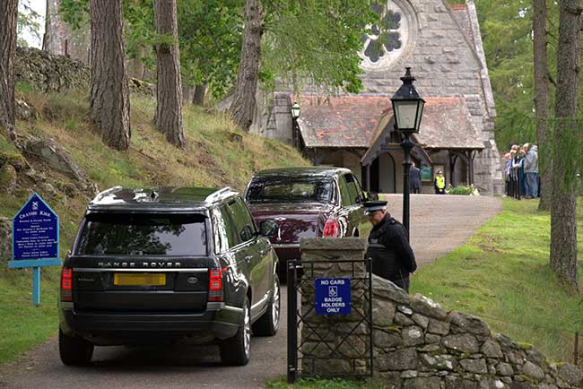 charles-camilla-church