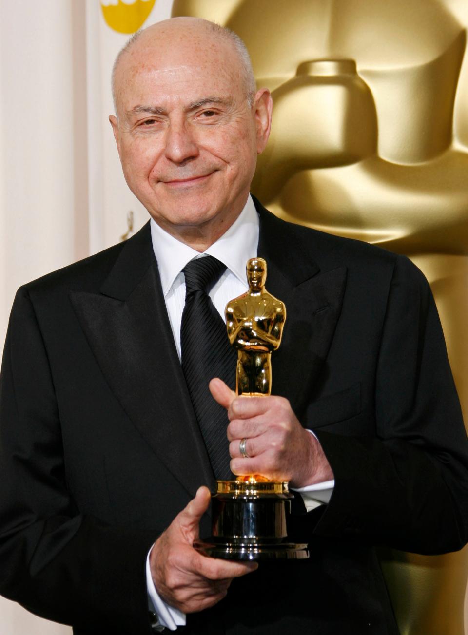 Alan Arkin poses with the Oscar he won as best supporting actor for "Little Miss Sunshine" at the 79th Academy Awards in 2007.