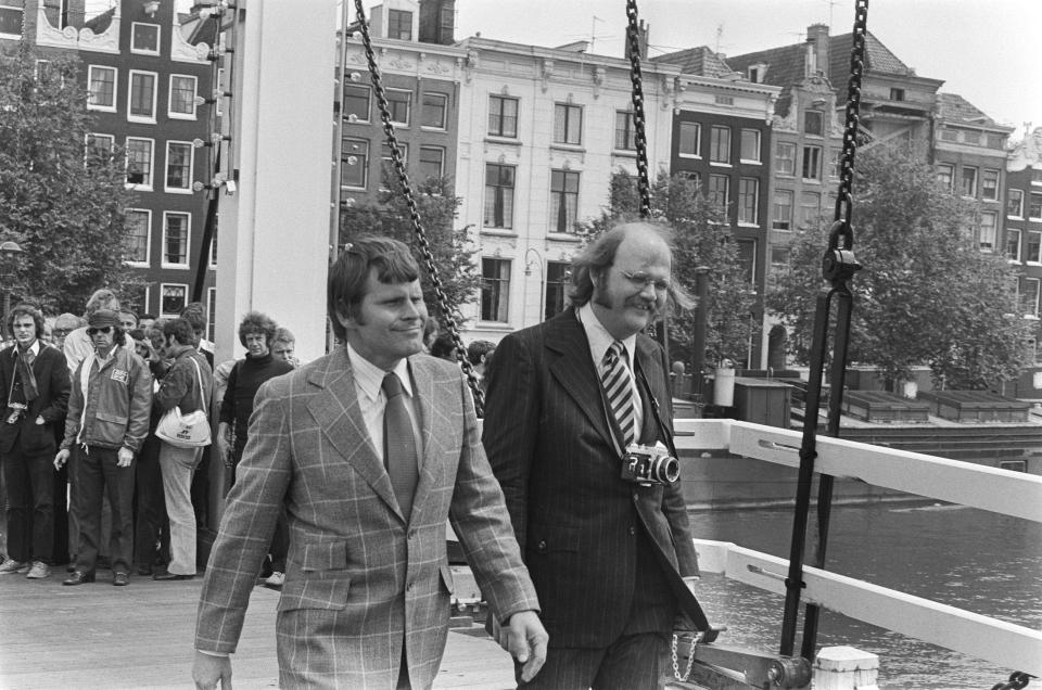 Bruce Glover as Mr. Wint (left) and Putter Smith as Mr. Kidd (right) during filming of Diamonds Are Forever. (PA Images)