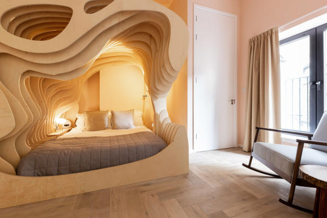 Womb-inspired bedroom designed to help guests 'sleep like a baby