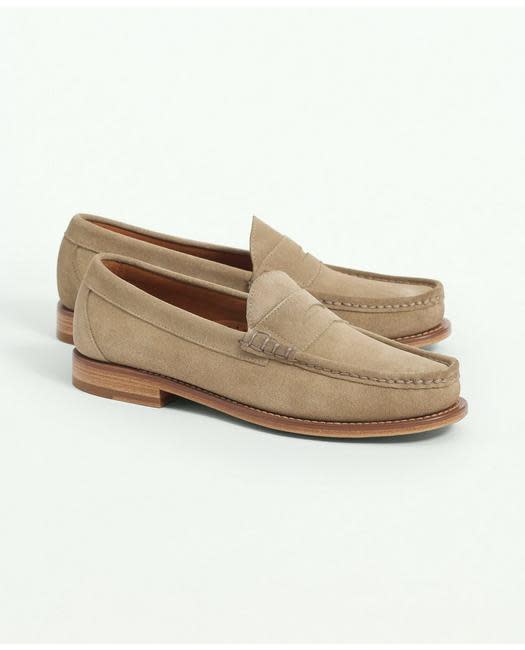 <p><a href="https://go.redirectingat.com?id=74968X1596630&url=https%3A%2F%2Fwww.brooksbrothers.com%2Fsuede-penny-loafers%2FMH00628.html&sref=https%3A%2F%2Fwww.townandcountrymag.com%2Fstyle%2Fmens-fashion%2Fg32713462%2Fbest-shoe-brands-for-men%2F" rel="nofollow noopener" target="_blank" data-ylk="slk:Shop Now;elm:context_link;itc:0;sec:content-canvas" class="link ">Shop Now</a></p><p>Brooks Brothers Men's Suede Penny Loafers</p><p>brooksbrothers.com</p><p>$173.60</p>