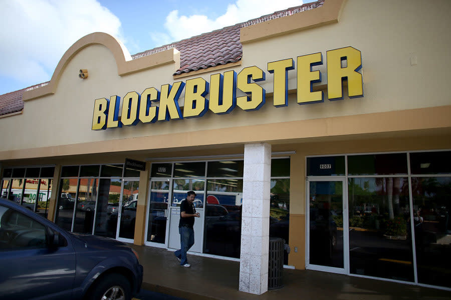 You need to be following “The Last Blockbuster” on Twitter, because it’s beyond hilarious