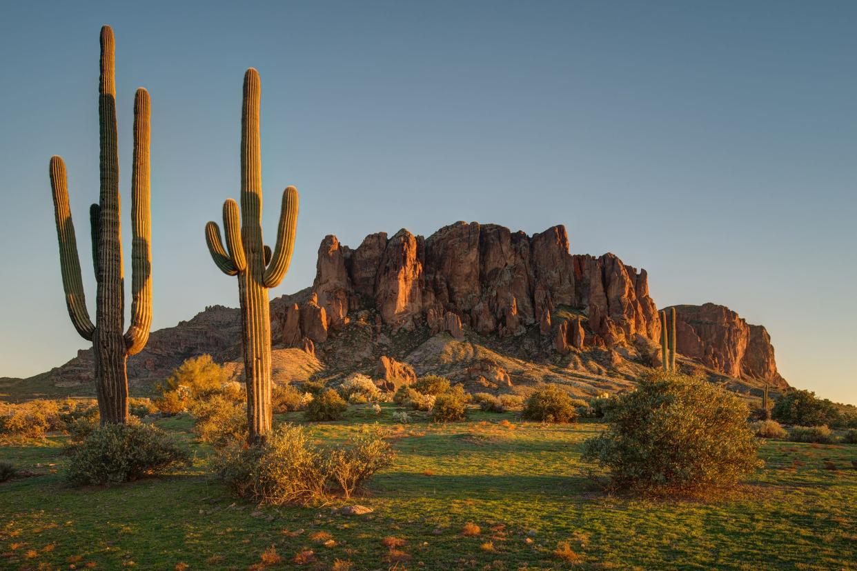 Superstition Mountains, Arizona