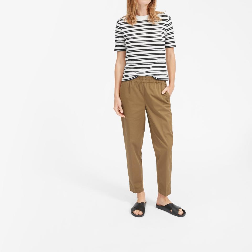 These pants come in sizes 00 to 16.<strong> </strong><a href="https://fave.co/36b7OFn" target="_blank" rel="noopener noreferrer">Find them for $58 at Everlane</a>.