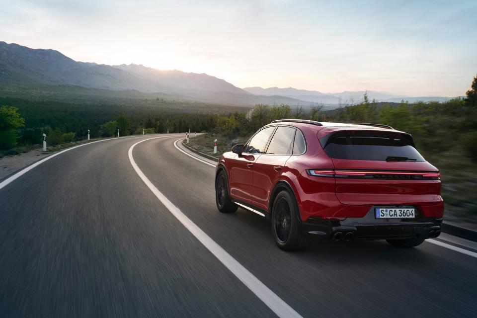 2025 porsche cayenne gts