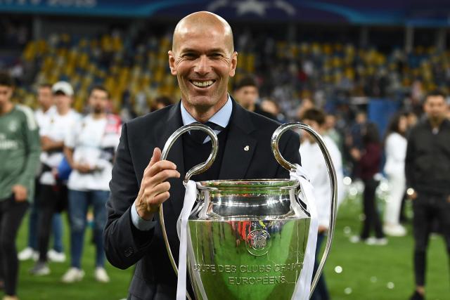 Zinedine Zidane xác nhận vụ đến Manchester United, HLV Ten Hag bị sa thải sau vòng 4 Ngoại hạng Anh?