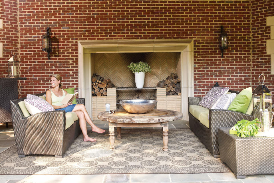 Outdoor Kitchen