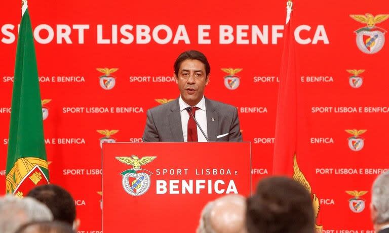 Rui Costa, exdelantero de la selección de Portugal, hoy presidente de Benfica 