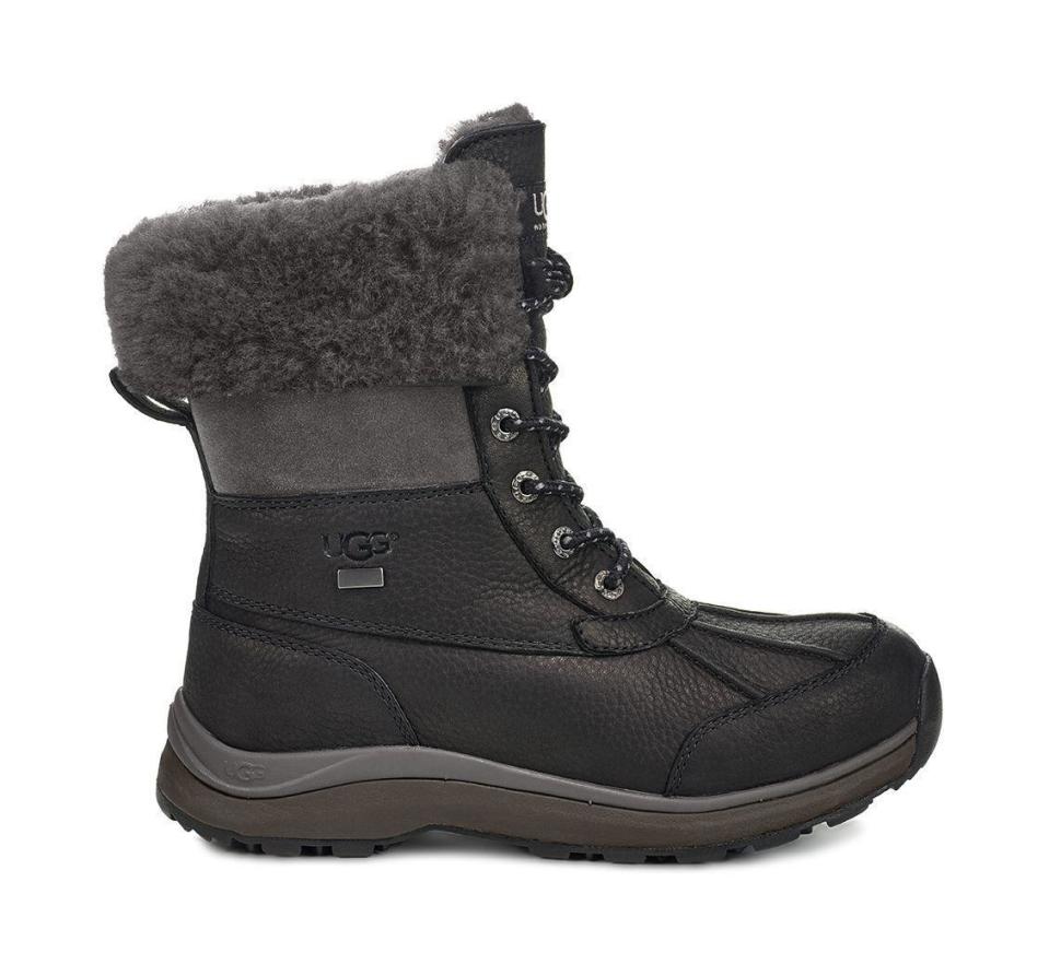 UGG Adirondack Boot III極地靴系列，NT$10,200。（藍鐘提供）