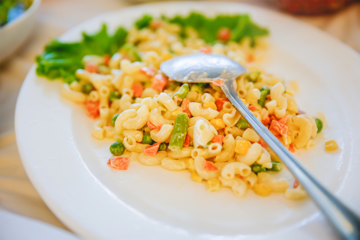 Macaroni and Cheese With Frozen Veggies