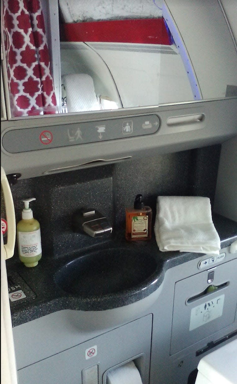 Interior of MD-80 with the original plane bathroom