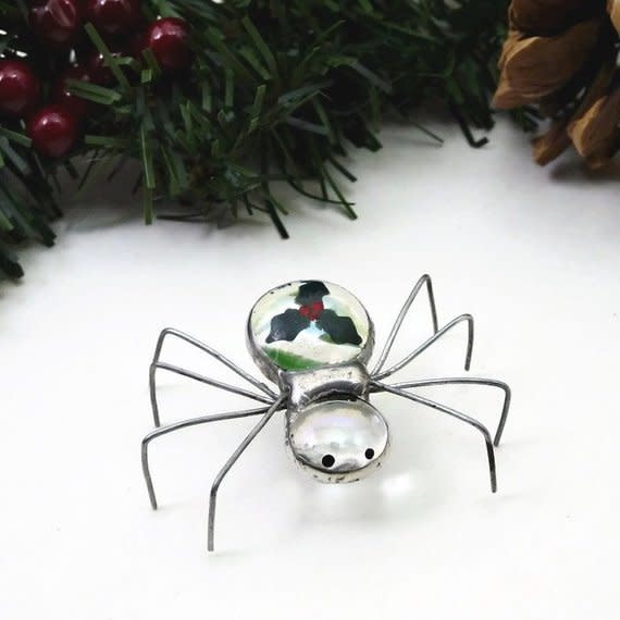 4) Cute Christmas Spider