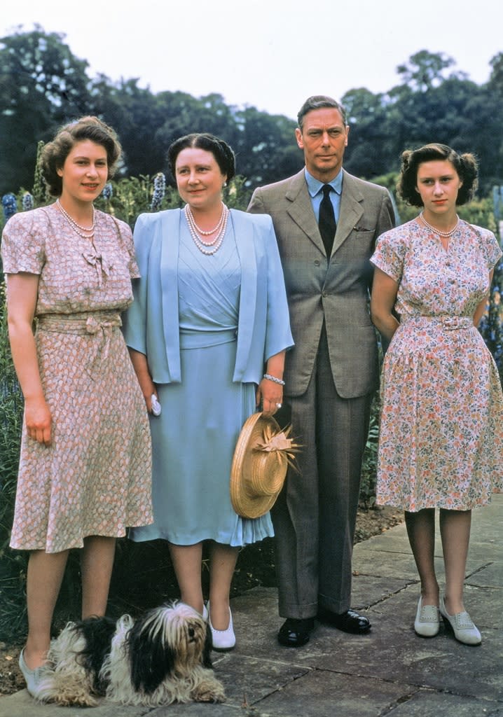 King George VI, Queen Elizabeth I, Elizabeth II, Princess Margaret, 1948, Life in Pictures