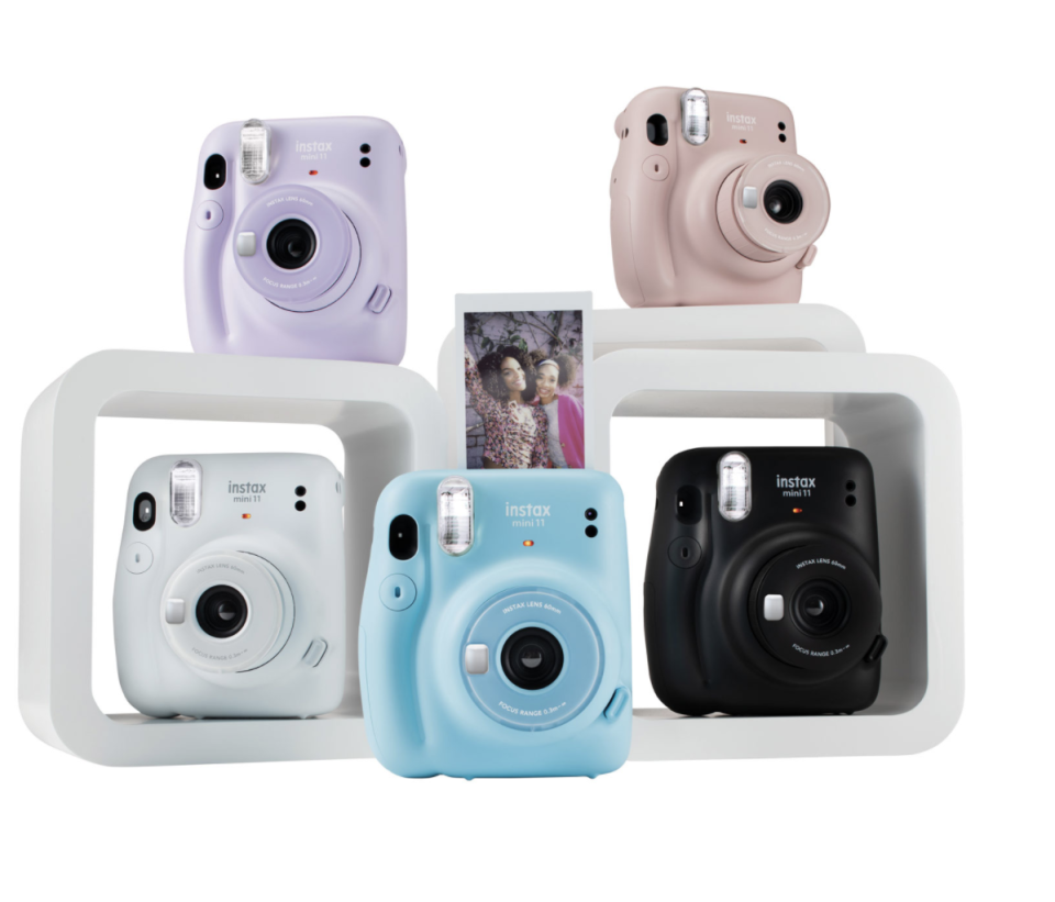 Christmas 2021 Gift Ideas: Fujifilm Instax Mini 11 Instant Camera - Best Buy Canada