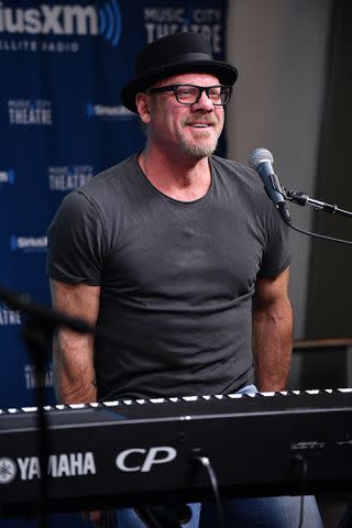 <p>Jason Davis/Getty</p> Phil Vassar in 2020