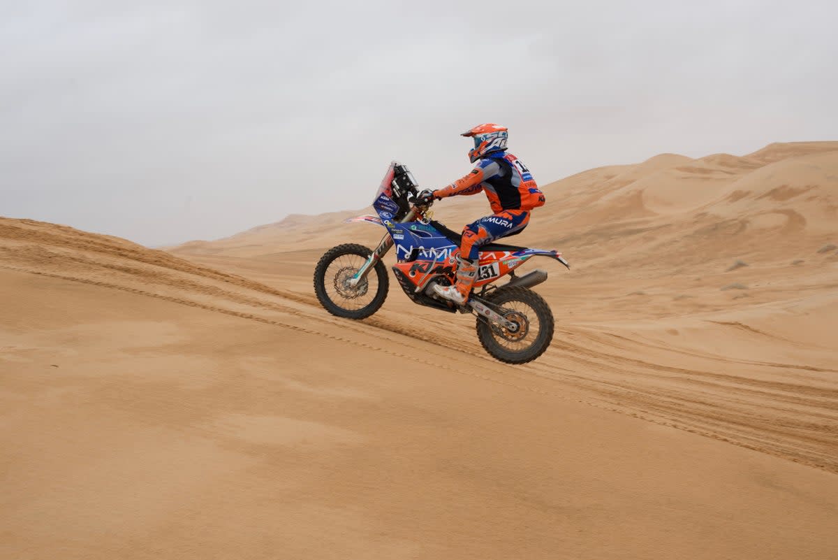 Sergio Vaquero (ESP) in the dunes at the Dakar Rally  (Campbell Price)