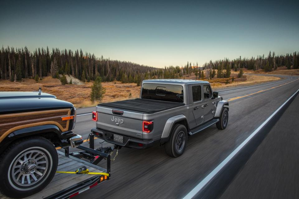 The 2020 Jeep Gladiator Is the Pickup That the Jeep Faithful Have Been Asking for