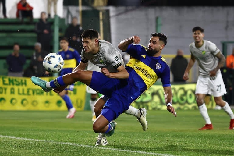 Boca empató con Defensa y Justicia 2 a 2 en Florencio Varela y sigue lejos de los líderes de la Liga Profesional 2024
