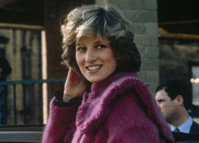 80 Best Princess Diana Outfits  Princess Diana Fashion Photos