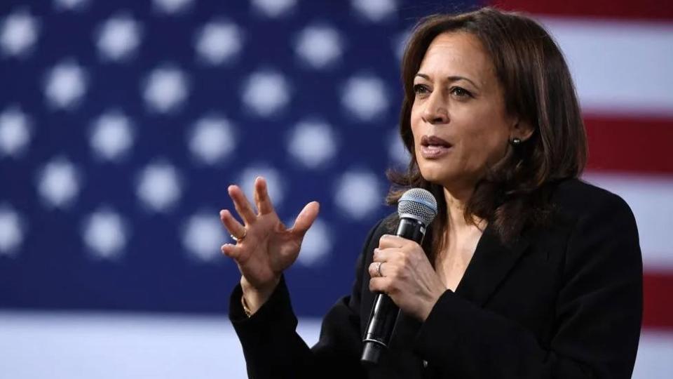 賀錦麗 (Kamala Harris)