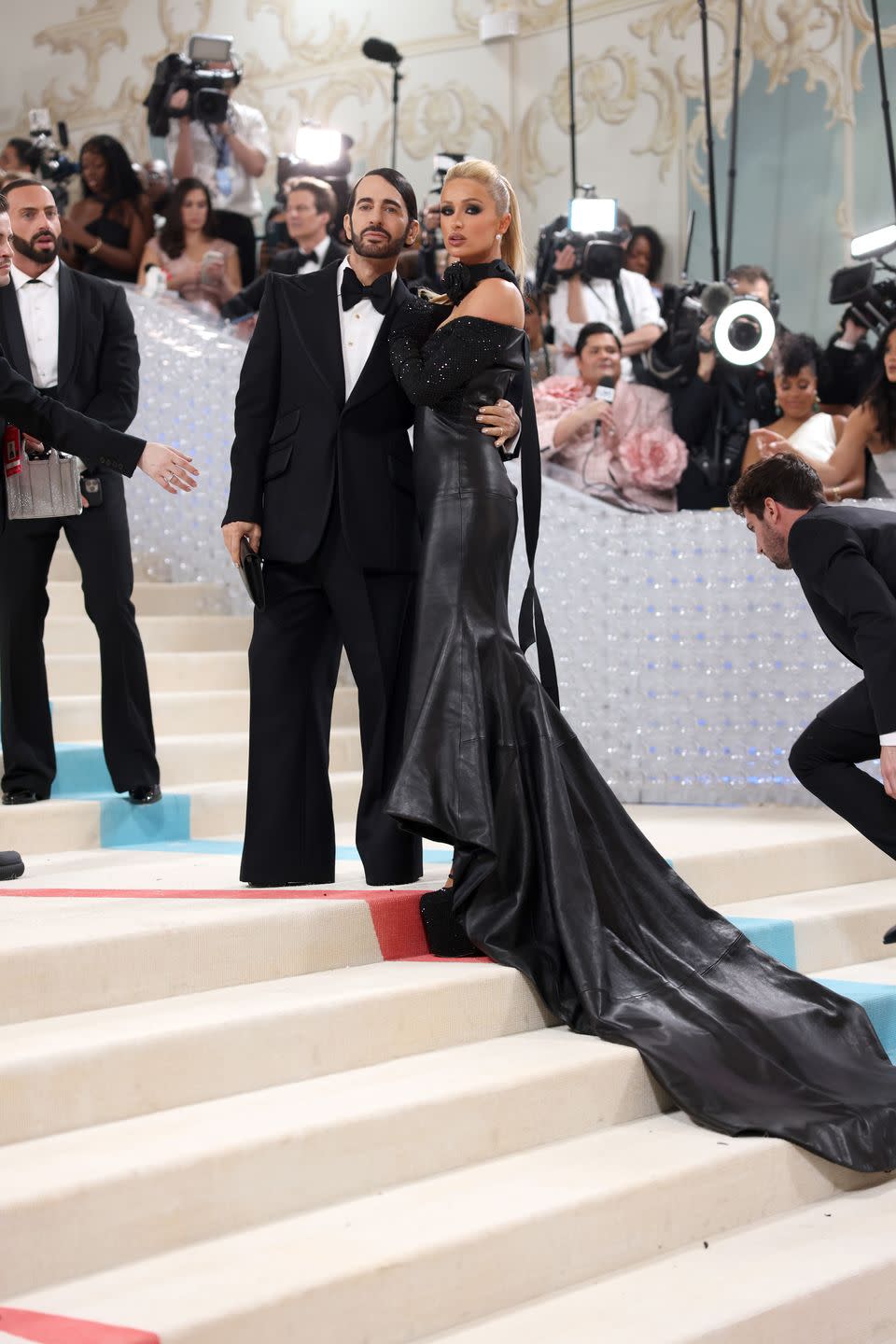 new york, new york may 01 marc jacobs and paris hilton attend the 2023 met gala celebrating karl lagerfeld a line of beauty at the metropolitan museum of art on may 01, 2023 in new york city photo by john shearerwireimage