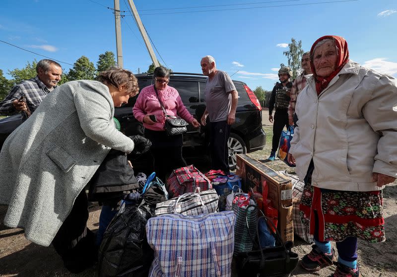 Vovchansk area residents are evacuated to Kharkiv due to Russian shelling