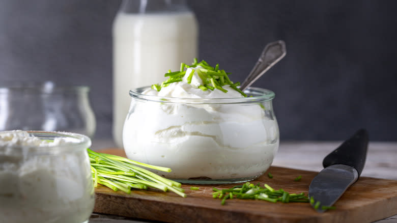 Bowl of heavy cream