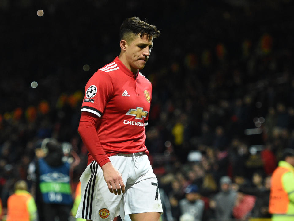 Manchester United should drop Alexis Sanchez if new signing continues to struggle, says Paul Scholes