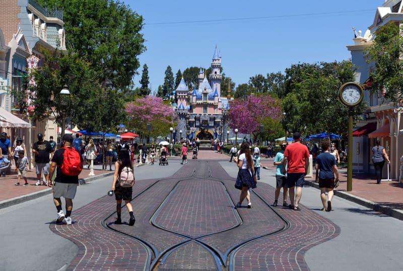 Tickets to Disneyland in California can cost as much as $194 for a day, but under this summer's discounts they can be had for as little as $50. Jeff Gritchen/Orange County Register via ZUMA/dpa