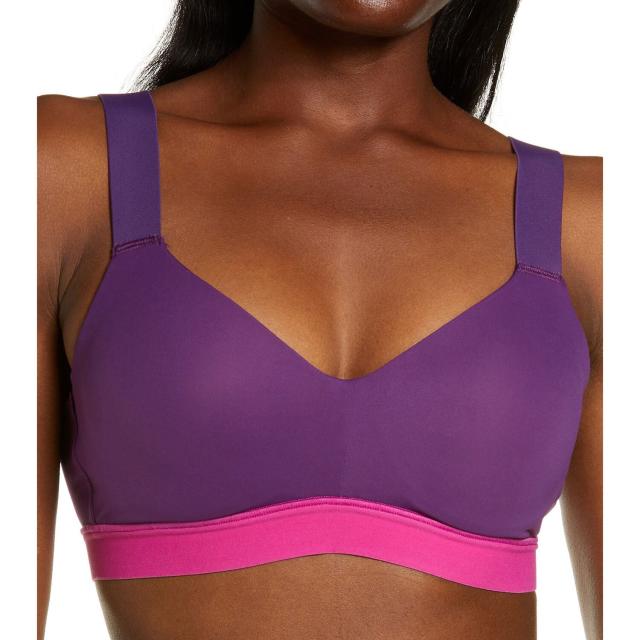 Nordstrom Shoppers Love These Comfy Bras — and They're Up to 40% Off for  Cyber Monday