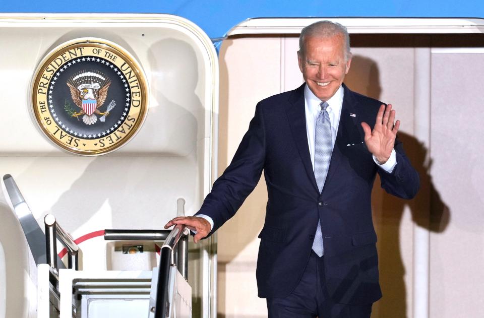 Biden arriving near Munich (Copyright 2022 The Associated Press. All rights reserved)