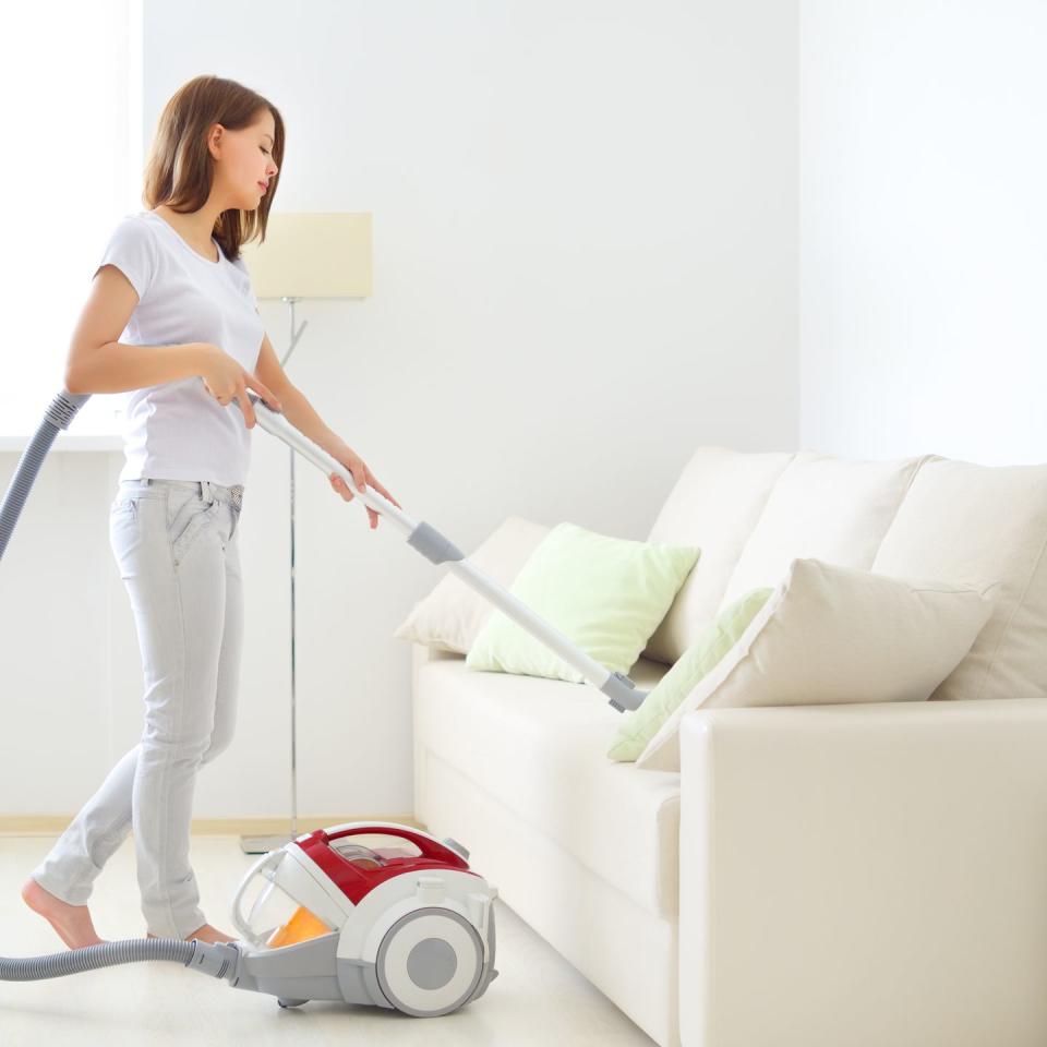 27) Vacuum soft furniture