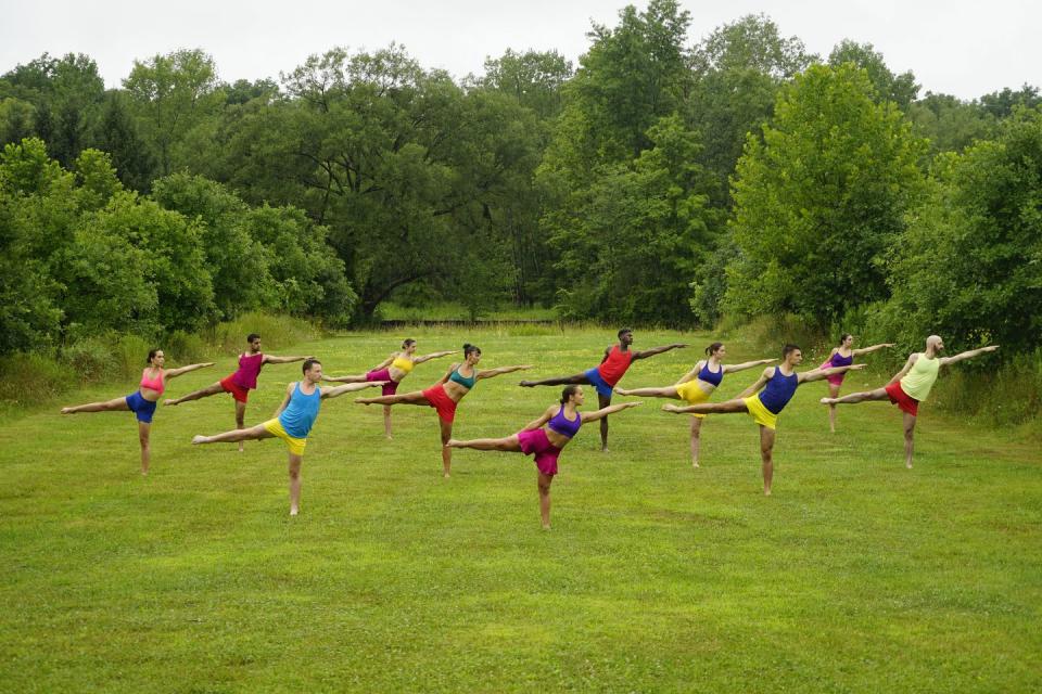 Photo credit: Courtesy of Daniel Gwirtzman Dance Company