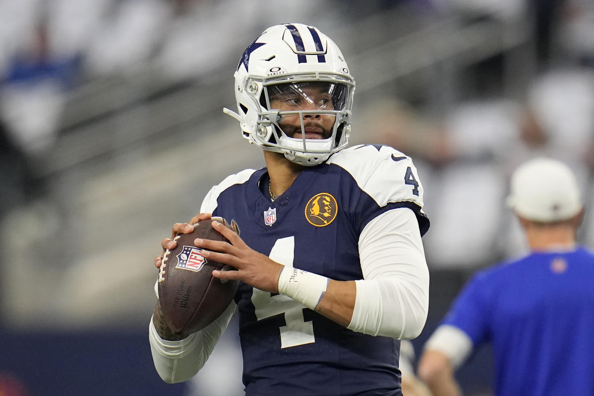 Follow live: Cowboys face NFC East rival Commanders