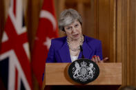 <p>Comme aucune “liste officielle de dirigeants politiques” n’a été émise, Theresa May, la Première ministre du Royaume-Uni, manquera à l’appel. Crédit photo : Getty Images </p>