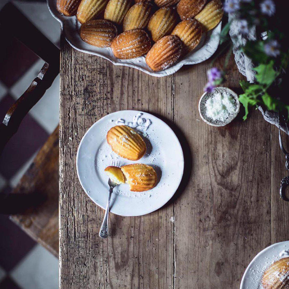 Assiettes à dessert en céramique fait main