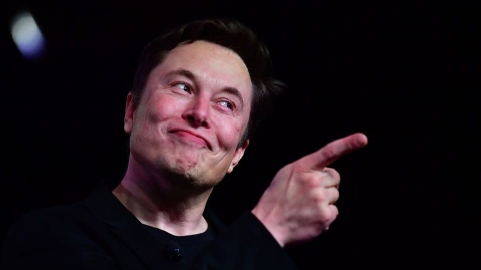 El sábado pasado, Elon Musk amenazó con trasladar la planta estadounidense a otro estado si eso le permitía retomar la producción.