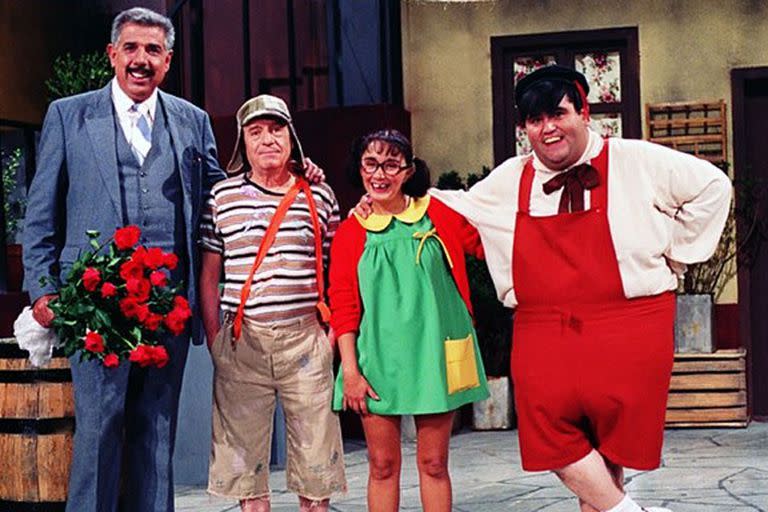 Otros tiempos: Rubén Aguirre, Chespirito, María Antonieta de las Nieves y Edgar Vivar, rodando El Chavo del 8