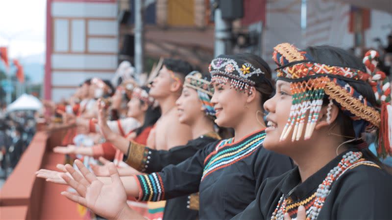 16族原住民語的「手牽手」，受邀登上今年國慶舞台（圖／文總提供）