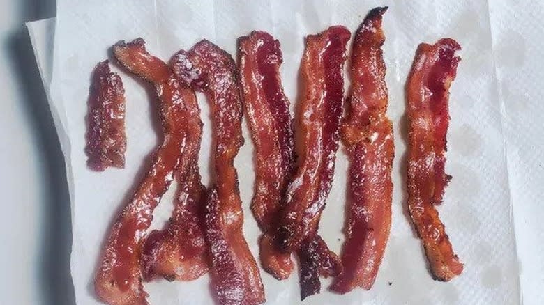 Maple smoked bacon on paper towel