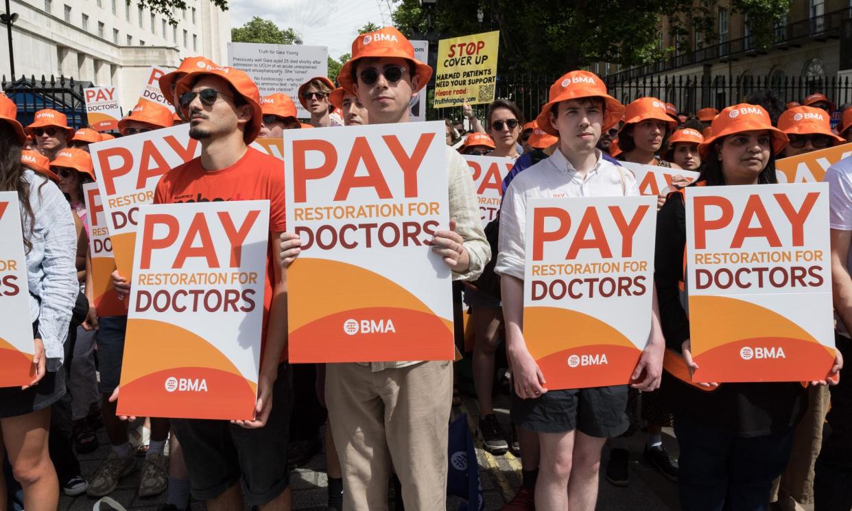 <span>Matt Wrack said Labour had to find a way of settling the junior doctors’ pay dispute.</span><span>Photograph: Wiktor Szymanowicz/Future Publishing/Getty</span>