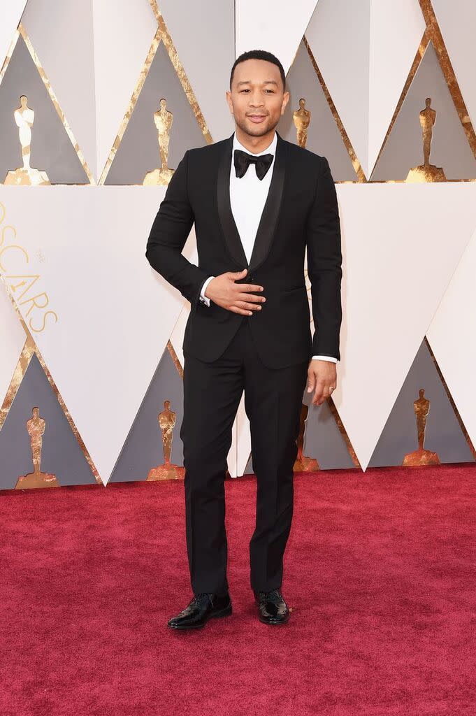 <p>Performer John Legend looked spiffy in a shawl-collar tuxedo jacket (especially alongside his pregnant wife, Chrissy Teigen).</p>