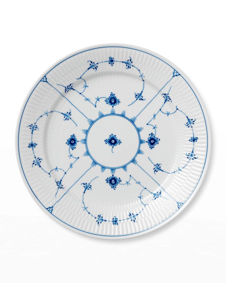 <p><a href="https://go.redirectingat.com?id=74968X1596630&url=https%3A%2F%2Fwww.neimanmarcus.com%2Fp%2Froyal-copenhagen-blue-fluted-plain-dinner-plate-prod193432116&sref=https%3A%2F%2Fwww.veranda.com%2Fshopping%2Fg45530888%2Fholiday-china-patterns%2F" rel="nofollow noopener" target="_blank" data-ylk="slk:Shop Now;elm:context_link;itc:0;sec:content-canvas" class="link ">Shop Now</a></p><p>Blue Fluted Plain Dinner Plate</p><p>neimanmarcus.com</p><p>$200.00</p>