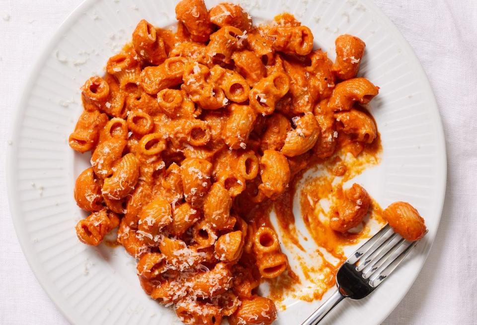 copycat carbone spicy rigatoni