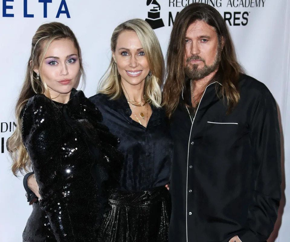 Miley Cyrus, Tish Cyrus, Billy Ray Cyrus.