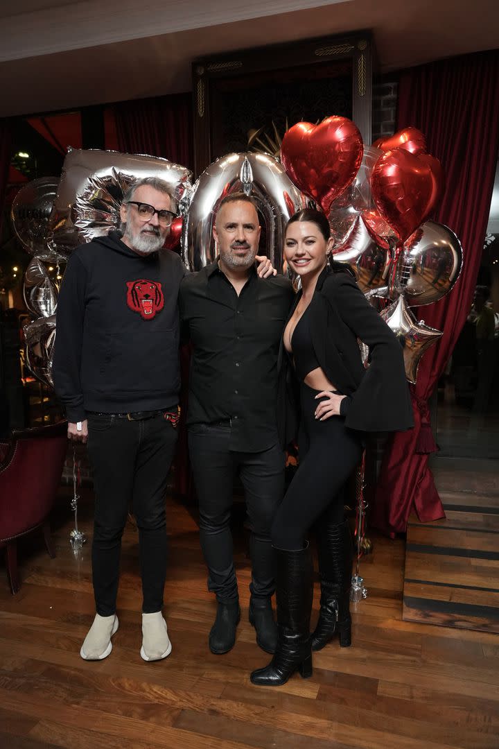 Charly Ronco junto a Benito Fernández y Sofía 